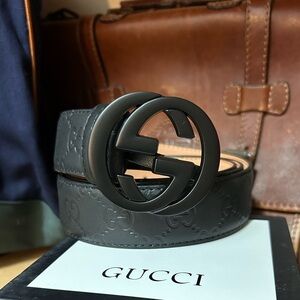 Gucci Black Leather Belt Black GG Buckle Size 100/40